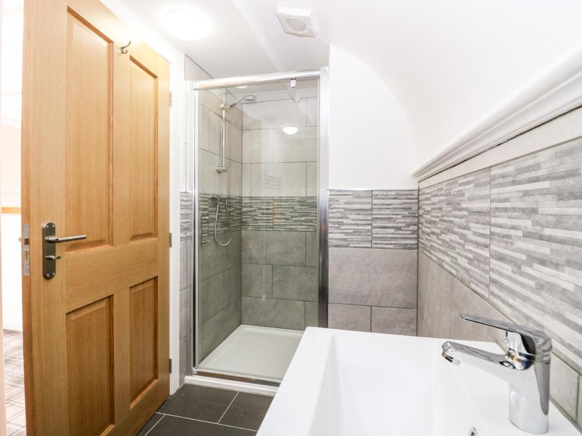 The Marriage Room At The Institute Executive Apartments Keith Exterior foto